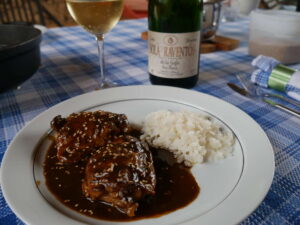 Read more about the article “Mole Oaxaqueño” of Chicken with Cava